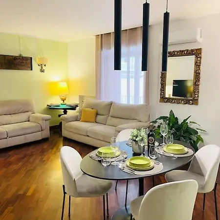 Apartment Re Gallo Luxury Plebiscito In Via Chiaia *