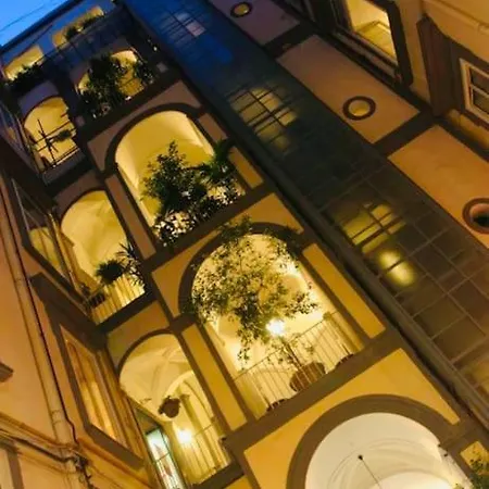 Re Gallo Luxury Plebiscito In Via Chiaia Apartment *