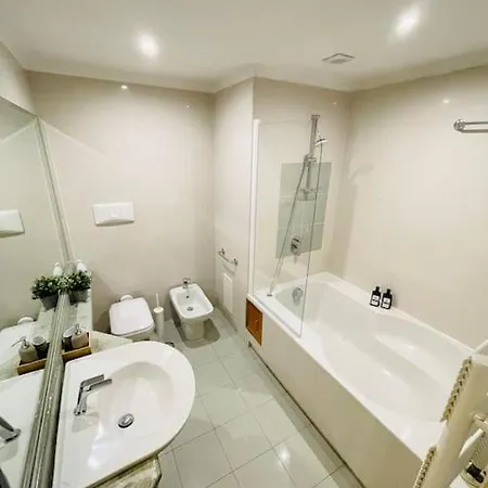 Re Gallo Luxury Plebiscito In Via Chiaia Apartman Nápoly